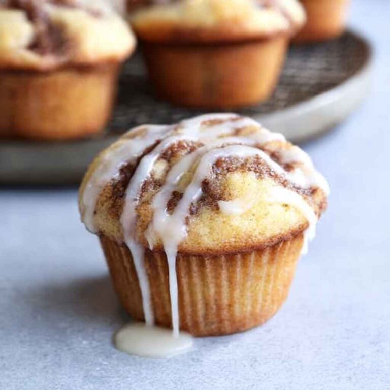 Cinnamon roll muffins