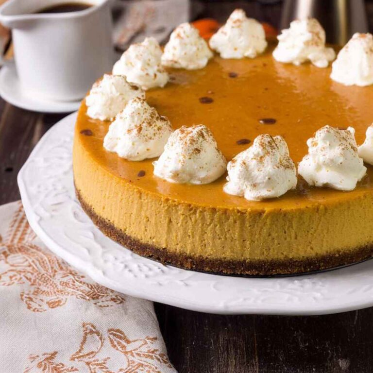 Pumpkin cheesecake recipe featured