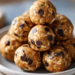 No-bake peanut butter energy bites for healthy snacking